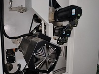 Machine de laminage sans solvant à haute stabilité pour rouleaux de laminés PET et PE