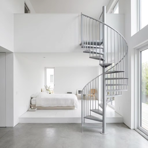<span class=keywords><strong>Escalier</strong></span> en spirale moderne suspendu en acier galvanisé avec garde-corps en verre pour cour de résidence et escaliers flottants de condôme - Product Image 1