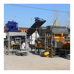 Macchina automatica per la produzione di blocchi ad incastro ad alta efficienza, molto popolare, modello QT6-15, in vendita. - Product Image 4