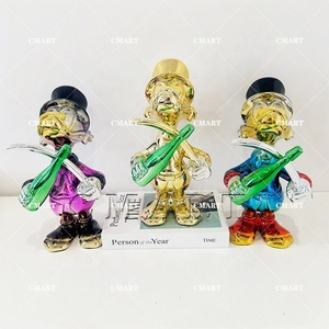 Statua d'Arte del Famoso Cartone Animato <span class=keywords><strong>Paperino</strong></span> a Prezzo di Fabbrica, Scultura Pop Art di <span class=keywords><strong>Paperino</strong></span> con Bottiglia di Vino, Artigianato in Resina di Dottor Daffodilo con Spada - Product Image 4