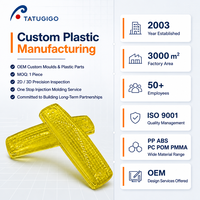 Fabricant professionnel de pièces en plastique personnalisées, adapté aux services de moulage par injection de coques de feux de signalisation et d'indicateurs lumineux