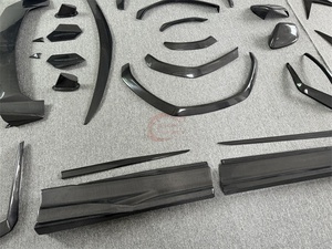 Top Style pour Lamborghini URUS Kit de <span class=keywords><strong>carrosserie</strong></span> en Fiber de carbone <span class=keywords><strong>prix</strong></span> usine lèvre avant diffuseur arrière jupe latérale Spoiler garde-boue miroir <span class=keywords><strong>bosse</strong></span> - Product Image 6