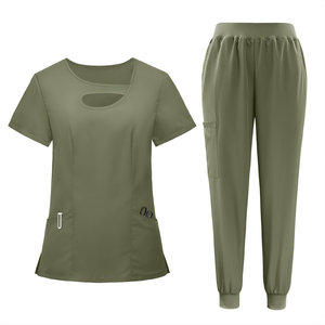 Conjunto de uniforme médico de alta calidad en oferta: pantalón cargo y blusa para uniformes de hospital - Product Image 5