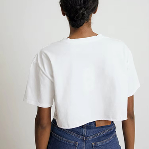Camiseta de Verano para Mujer, Estilo Americano, Tejida en Algodón Grueso, Manga Corta con Diseño de Mariposa, Corte Holgado, Estilo Deportivo Informal - Product Image 1