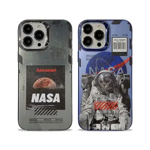 Spaceman telefon iPhone kılıfları 11 12 13 14 pro max erkek Trendy astronomi hobiler cep telefonu kapakları