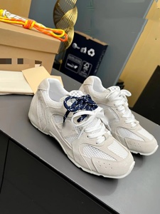 Scarpe da Corsa Forrest Gund di Alta Moda con Lacci Bicolore, Logo in Pelle, Tendenza di Moda Versatile, Fodera in Rete per Coppie - Product Image 6