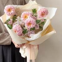 Papier d'emballage pour bouquet de fleurs, couleur unie, surface mate en plastique imperméable, 58*58cm, vente chaude, pour fleuriste