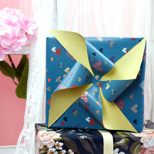 Rollo de papel de lujo de doble cara para cumpleaños al por mayor de fábrica, papel de regalo de 43cm X 3M para embalaje - Product Image 5