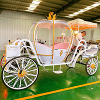 Charrettes de mariage en forme de citrouille personnalisées en usine