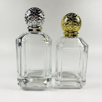 Flacon de parfum en verre de luxe de 50 ml, best-seller, design élégant, vente en gros, avec vaporisateur et emballage personnalisé