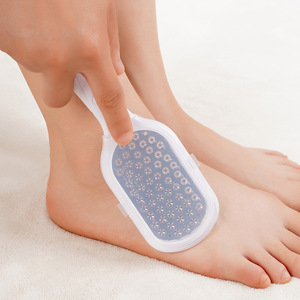 Foot File Plastic And Metal Oval Shape For Heel And Sole Care - Product Image 1
