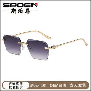 Rimless Women <b>Sunglasses</b> Rectangle <b>Gradient</b> Lenses UV400 Sun Protection Fashionable Adult Style - Product Image 5