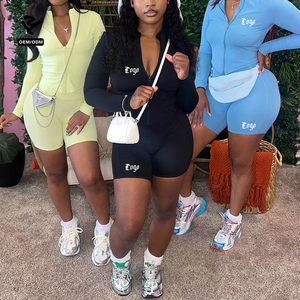 F240739 Vêtements d'extérieur de fitness pour femmes avec fermeture à glissière et combinaison de yoga à manches longues ajustée pour le sport Ensemble de vêtements deux pièces pour femmes - Product Image 1