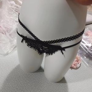 Strings sexy européens et américains pour femmes, avec découpes au niveau des cils, taille basse, sexy et séduisants, pas besoin de s'enlever les vêtements. - Product Image 4
