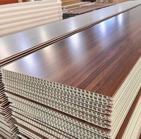 Usine chinoise de panneaux de plafond modernes en PVC avec soufflet, vente en gros, échantillon disponible