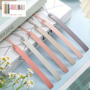 Marcapáginas Premium de PU con Correa de Cuero, Delgado y Clásico, Regalo Perfecto para Lectores, Escritores y Estudiantes - Product Image 2