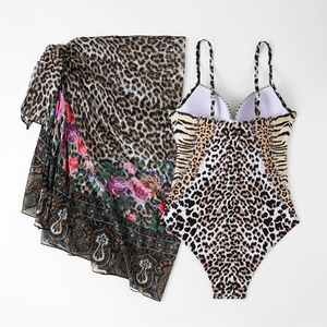 Nouvelle robe kimono longue à imprimé léopard floral ensemble <span class=keywords><strong>de</strong></span> <span class=keywords><strong>2</strong></span> <span class=keywords><strong>pièces</strong></span> couverture <span class=keywords><strong>de</strong></span> plage et bikini pour vêtements <span class=keywords><strong>de</strong></span> plage - Product Image 5