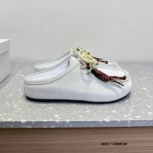 Nouvelle tendance mode 2025, chaussures plates polyvalentes, décontractées, simples et confortables pour femmes, style rétro français, <span class=keywords><strong>mules</strong></span> à lacets fermées pour l'hiver - Product Image 2