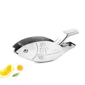 Sıcak satış mutfak alet 304 paslanmaz çelik sıkacağı balık şekli limon ev manuel meyve suyu basın