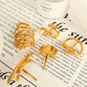 Pinzas de pelo geométricas de acero de titanio chapadas en perlas para uso diario con cola de caballo - Product Image 3