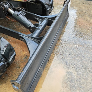 Excavadora sobre orugas Hitachi ZX70 en buen estado, excavadora Hitachi importada japonesa usada de 7 toneladas, venta puntual - Product Image 5