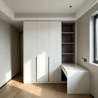 Armoire de chambre haut de gamme en bois massif avec miroir, porte battante, tringle à vêtements, meuble pour hôtel et appartement
