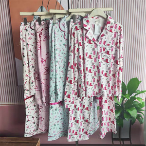 بيجامة نسائية من قطعتين بنمط فيونكة من القطن 100٪ موديل 2026 الجديد، ملابس نوم مريحة للاستخدام المنزلي - Product Image 1