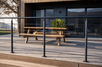 Ensemble de garde-corps. 1,50 m. Utilisation comme escaliers, rails de parapet, rails de garde-corps de patio ou de balcon adaptés à une utilisation intérieure ou extérieure.
