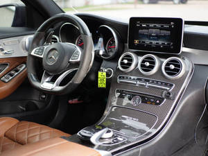 <span class=keywords><strong>Mercedes</strong></span>-Benz <span class=keywords><strong>Classe</strong></span> <span class=keywords><strong>C</strong></span> <span class=keywords><strong>AMG</strong></span> <span class=keywords><strong>C</strong></span> <span class=keywords><strong>63</strong></span> S 2018 soigneusement utilisée avec sièges en cuir de boîte de vitesses AUTO - Product Image 2