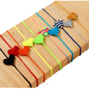 Pulseras Originales de Moda Hechas a Mano con Hilo Encerado Chapado en Oro de 14K, Regalo de Joyería para Parejas, Pulseras Minimalistas de Macramé con Corazón Trenzado - Product Image 1