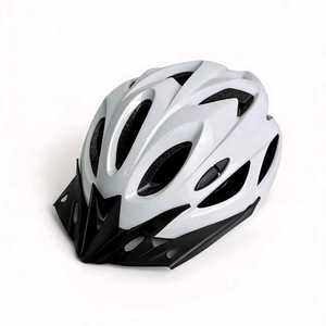 <span class=keywords><strong>Casco</strong></span> Ligero para Ciclismo con Carcasa Ventilada y Visera para Repartidores y Viajeros, Nuevo, Venta al Por Mayor para Exportación - Product Image 6