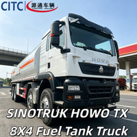 Camión Cisterna de Combustible SINOTRUK HOWO TX 8X4 Profesional para Suministro de Combustible en Obras de Construcción, Gran Capacidad de Carga, Deflector Antisurge en el Interior del Tanque