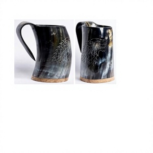 B.S INTERNATIONAL - Jarra de Cerveza Hecha a Mano de Estilo Americano Vintage, Diseño de Cuerno de Buey Vikingo de Uttar Pradesh, Grabado Único, Ecológica - Product Image 4