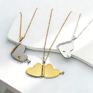 Kalung Rantai Buku Bentuk Hati dari Baja Anti Karat dengan Logo Kustom, Kerajinan Tangan, Panjang Dapat Disesuaikan, Hadiah Ulang Tahun - Product Image 1