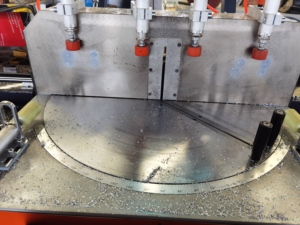 Sierra de corte de un solo cabezal Eworld Any-Angle con rodamientos de motor para perfiles de aluminio 380V, maquinaria de alta precisión para la fabricación de ventanas y puertas - Product Image 6