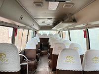 Autobus Toyota Coaster d'occasion, 29 places, moteur diesel