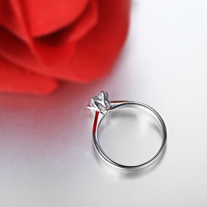 Anillo de Compromiso de Plata de Ley 925 con Circonita de 1 Quilate, Chapado en Rodio, para Mujer, con Engaste Pavé, Moderno, para Aniversario, Regalo de Fiesta, CMA - Product Image 4