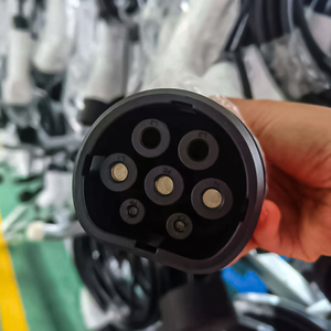 Nuevo Cable de Carga para Vehículos Eléctricos Tipo 2 Personalizado por el Fabricante, 5 Metros, 3.5KW/7KW/11KW/22KW, Cargador Rápido de Nivel 2 para Vehículos Eléctricos, Certificado CE, IP65 - Product Image 3