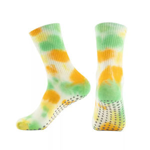 ถุงเท้าฟุตบอลแบบกำหนดเอง OEM/ODM สำหรับผู้ชายและผู้หญิง ถุงเท้ากันลื่นสำหรับฟุตบอลพร้อมลายซิลิโคนสำหรับทีมกีฬา - Product Image 2