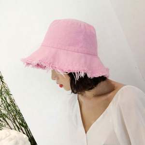 Ensemble décontracté d'été pour femme avec chapeau bob en toile de coton imprimée et casquette de soleil blanche unie – Vente en gros à prix abordable - Product Image 3