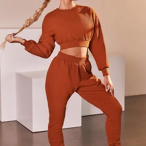 Atacado camelo top de manga longa-Conjunto de suor feminino, top e calça de malha para mulheres, com logotipo personalizado, de alta qualidade, 2021