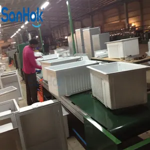 Automatic PVC Belt Conveyor Ice Chest Box Assembly Line For Small Freezer Production