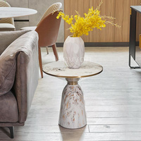 Table d'appoint ronde en forme de sablier de luxe léger pour salon Table d'angle pour canapé