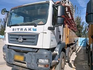 Pompes à béton d'occasion 2018 prêtes à être expédiées - Pompe à béton montée sur camion Zoomlion 59M à quatre essieux - Matériel de bétonnage 59m - Product Image 2