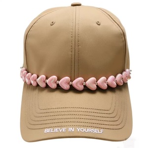 2025 femmes fille coeur perlé acrylique chaîne mode camionneur chapeau chaînes pour chapeau accessoires - Product Image 3