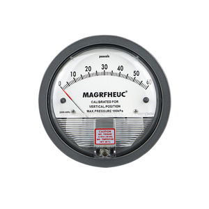 Manomètre de pression différentielle MAGRFEUC, type à aiguille, 60 mm, vertical, calibré, max 100 kPa - Product Image 1
