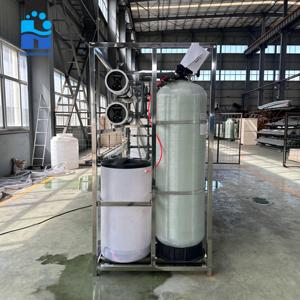 Machine à <span class=keywords><strong>eau</strong></span> en sachet 2000 LPH OEM 8040, installation de filtration d'<span class=keywords><strong>eau</strong></span> par osmose inverse, boîtier de membrane FRP, machine à <span class=keywords><strong>eau</strong></span> pure - Product Image 3