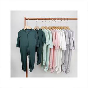 Tutina Personalizzata per Neonati e Bambini 0-24 Mesi, con Cerniera e Maniche Lunghe in Bambù - Product Image 1