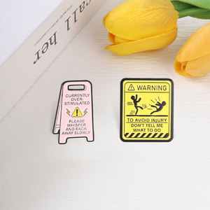 Épinglette en émail avec signe d'avertissement 'Ne me dites pas quoi faire', 'Surstimulé, veuillez murmurer', broche en métal, badge pour sacs et revers, cadeaux - Product Image 2