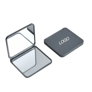 Benutzer definierte Logo Kunststoff doppelseitige tragbare bunte Falt tasche Hand Make-up quadratische Kosmetik Kompakt spiegel